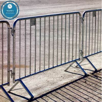 mobile steel guards flat-top road fence crowd control fencing/ metal safety vertical spacing crowd control barricades